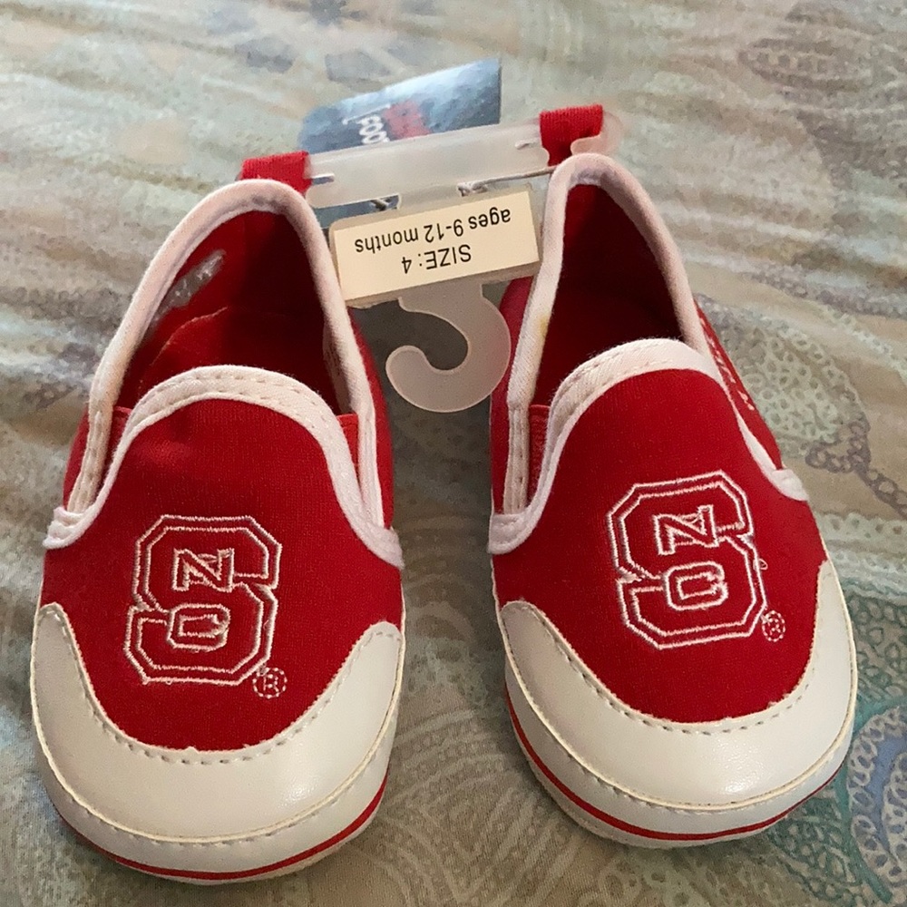 Wolf pack 🐺 shoes for baby 👶🏼
